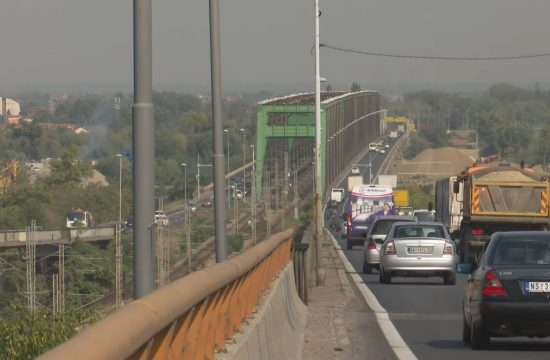 Pančevac, Pančevački most, Kome smeta Pančevački most, prilog, emisija Među nama, Medju nama Nova S