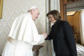Nensi Pelosi i Papa Franja
