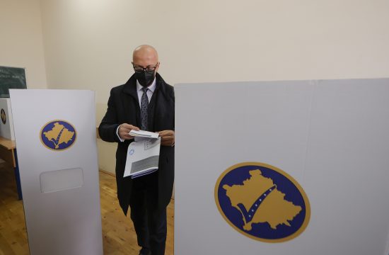 Kosovo izbori Goran Rakic Kosovska Mitrovica