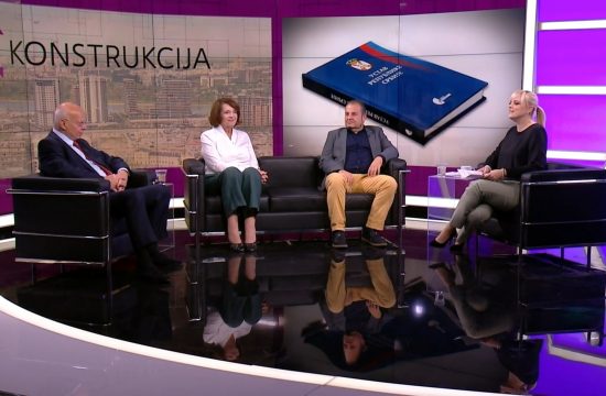 Toma Fila, adovatk, Vesna Rakić Vodinelić, profesorka prava i Miodrag Jovanović, profesor Pravnog fakulteta, gosti, emisija Rekonstrukcija