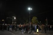 Protest, kovid propusnice, Skupština Srbije