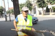 Ljubiša Avramelović čisti ulice