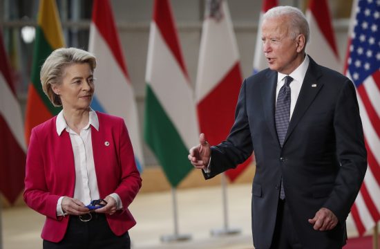 Ursula von der Lejen i Dzo Bajden Ursula von der Leyen Joe Biden