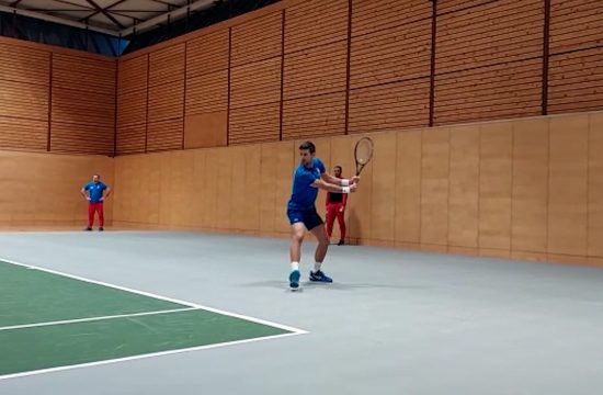 Novak Đoković došao u Insbruk, odmah trenirao u opremi Srbije 2