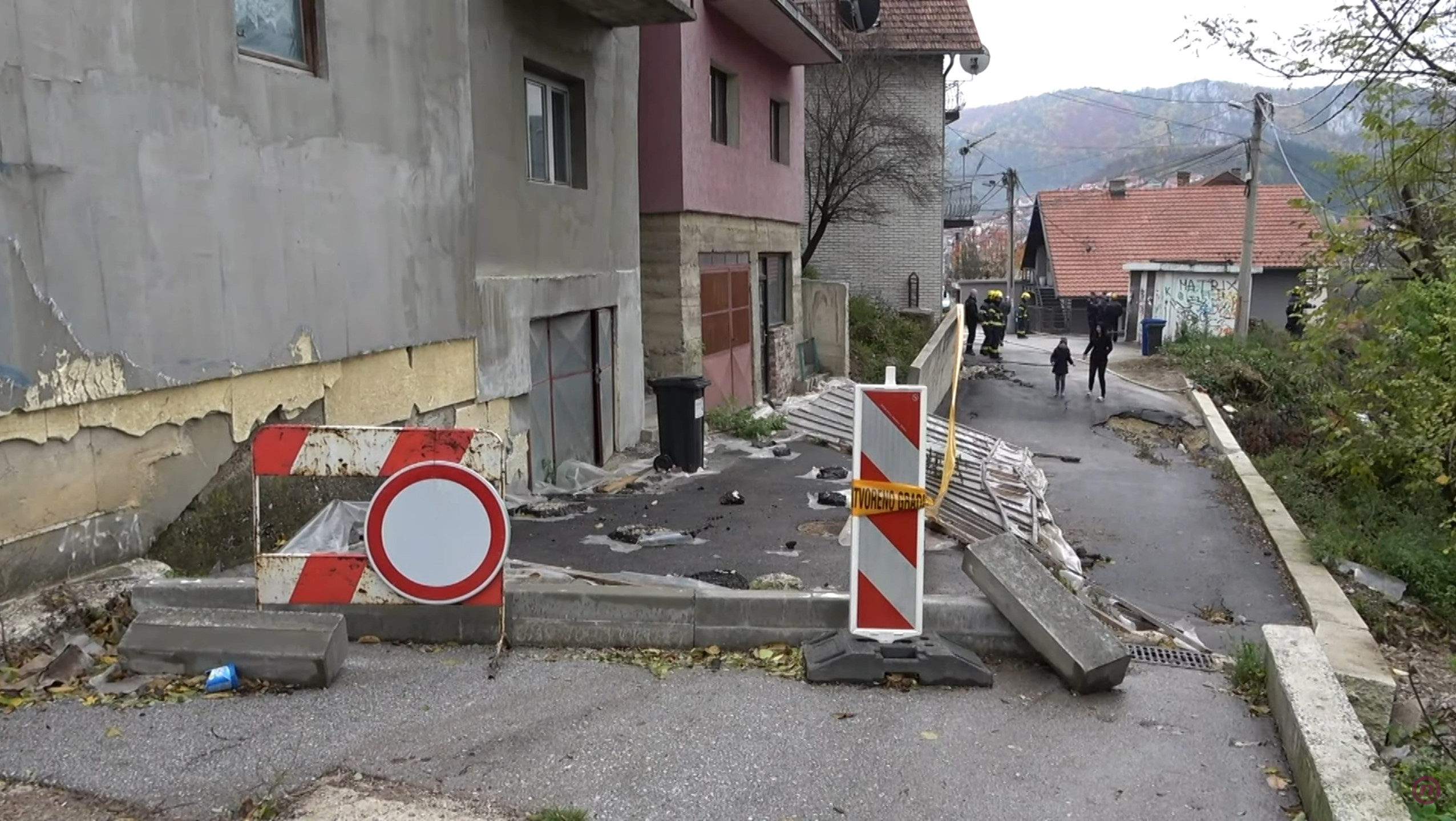 Užice: Život na višedecenijskom klizištu, prilog, emisija Među nama, Medju nama