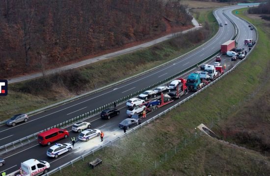 Petoro povređenih u lančanom sudaru na Milošu Velikom