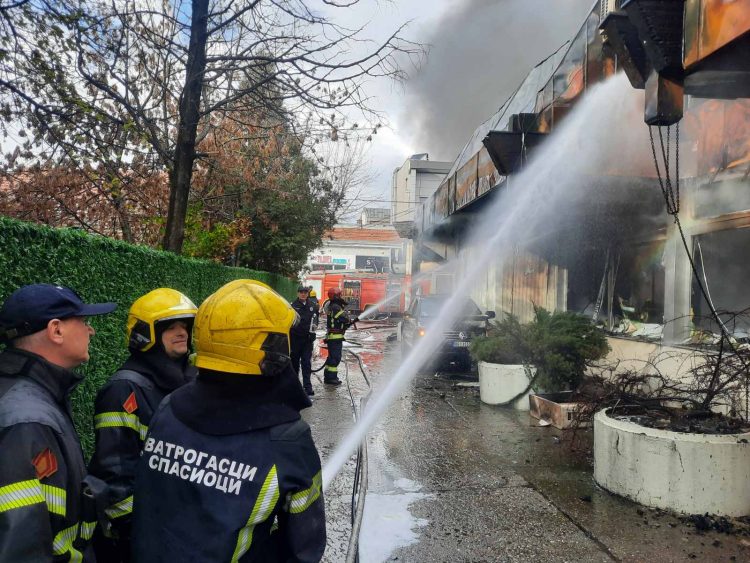 Obrenovac, požar, kineski tržni centar