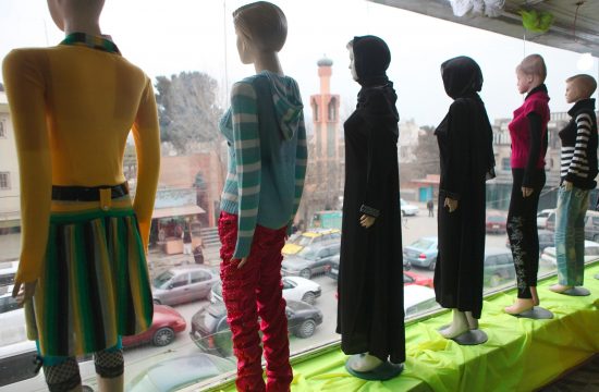 Avganistan lutke u izlogu