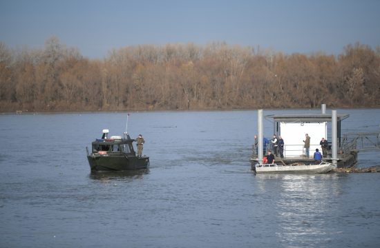 Potraga, reka Sava, policija, rečna policija, čišćenje reke, Matej Periš, nestao