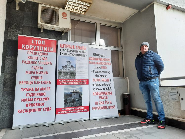 Užice, Goran Zorić, štrajk, protest ispred suda u Užicu, sud, zgrada