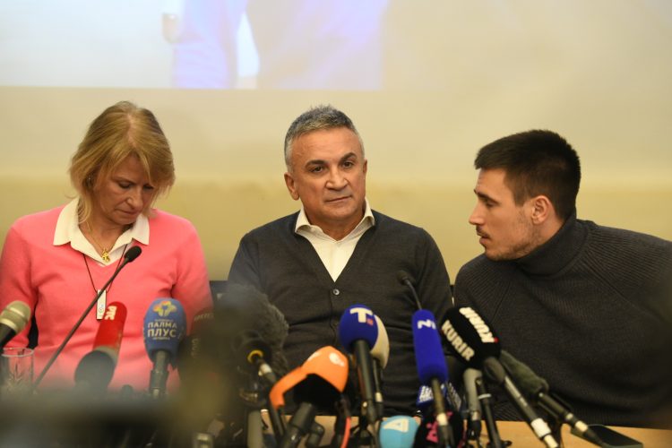 Konferencija za novinare porodice Djokovic