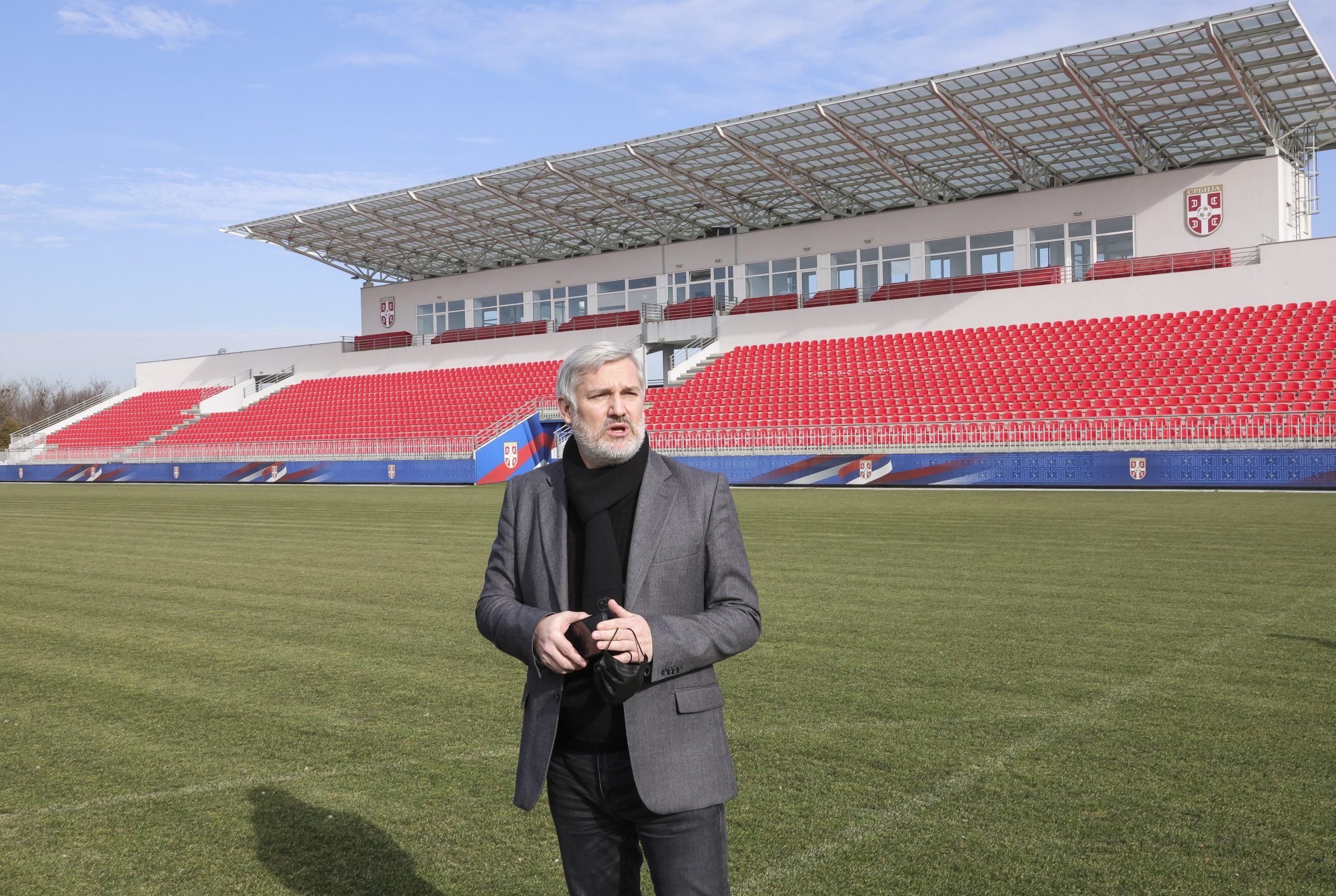 Direktor Sportskog centra Stara Pazova Nenad Santrač na glavnom terenu, foto: Srdjan StevanovicStarsportphoto 