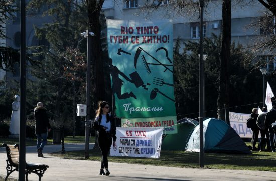 Protest, Rio Tinto marš sa Drine, kampovanje ispred Predsedništva