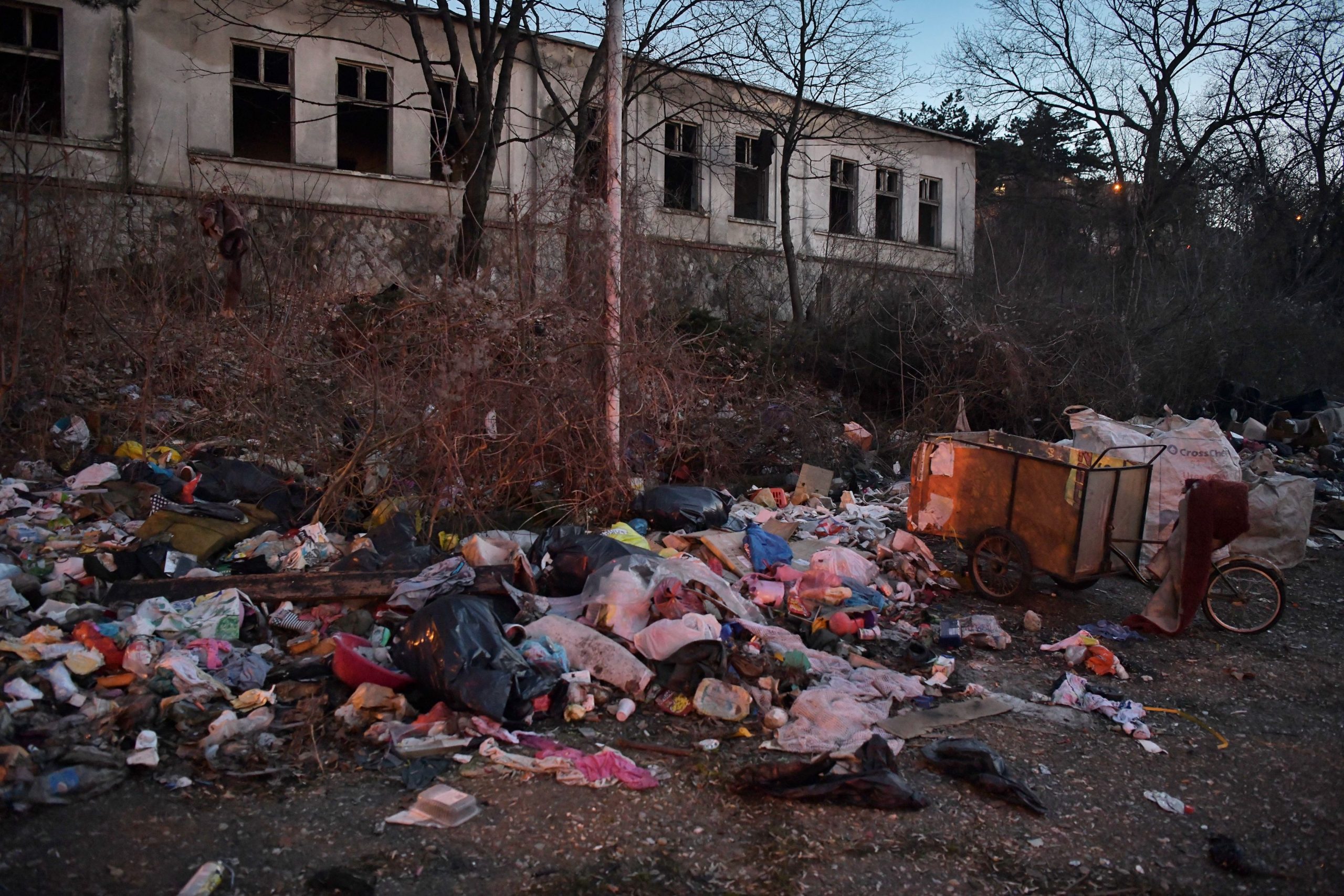 Radnička ulica, deponija, đubre, djubre, smeće, komunalni otpad