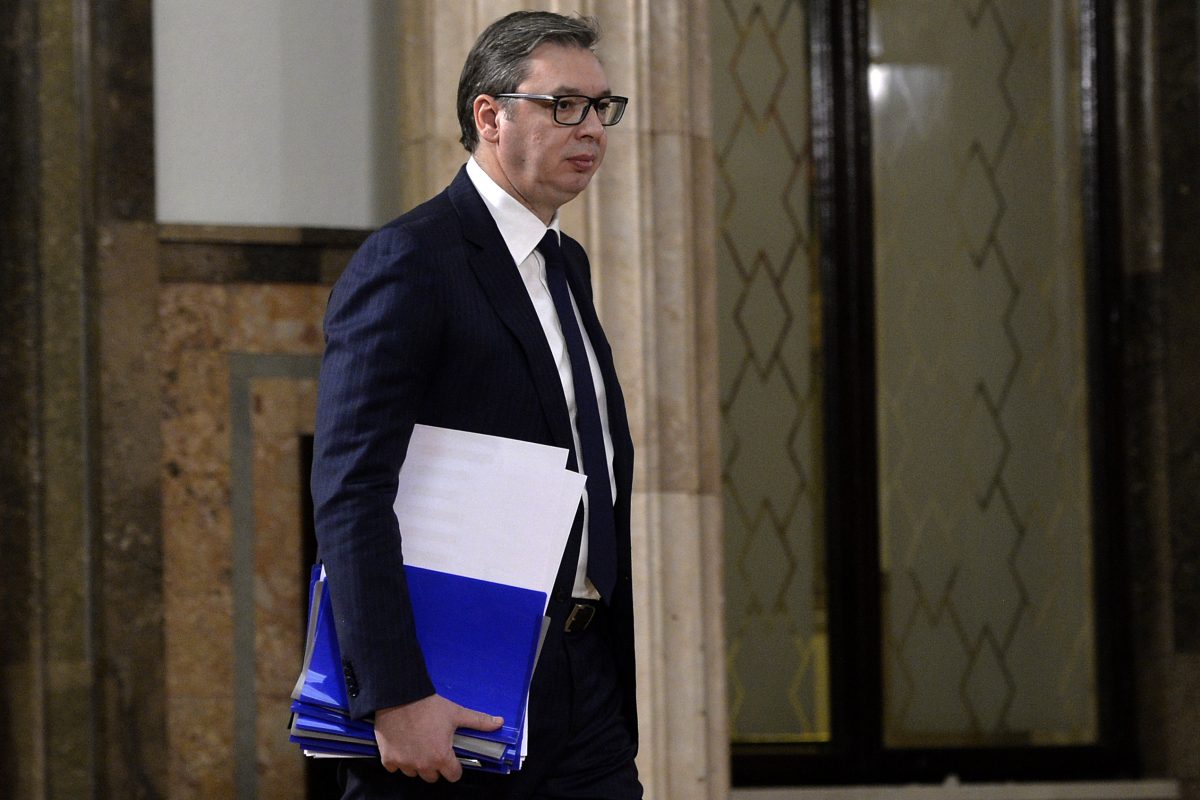 Vučić: Biće dozvoljen kontrolisan izvoz pšenice i točenje goriva u kanistere