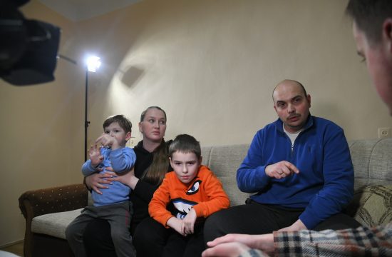 Ukrajinska porodica u Kuli Foto Nemanja Jovanović