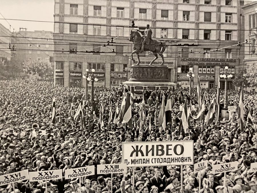 Foto-istorija: Izbori Na Plakatima - Od Nade Do Sendvič Motivacije