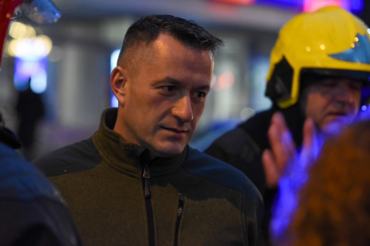 Wie der Polizeichef versuchte, einer Verhaftung zu entgehen von Andrej Vučić