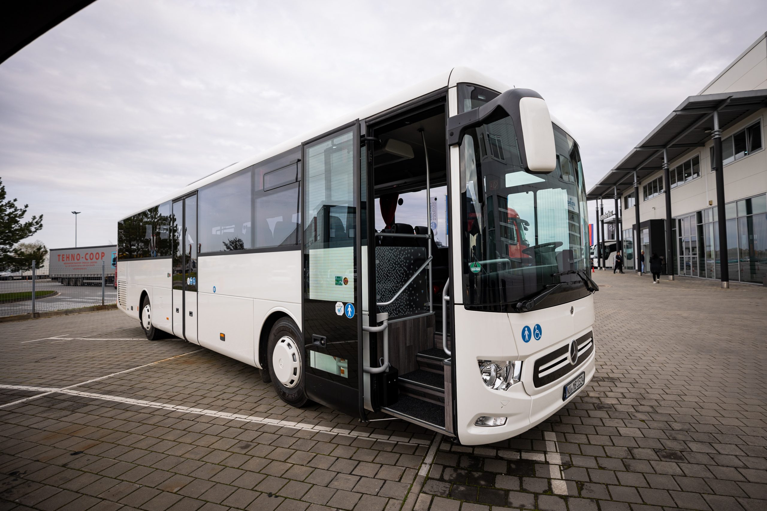 Intouro, autobus Mercedes