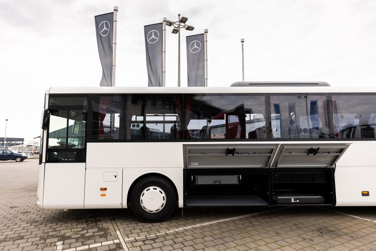 Intouro, autobus Mercedes