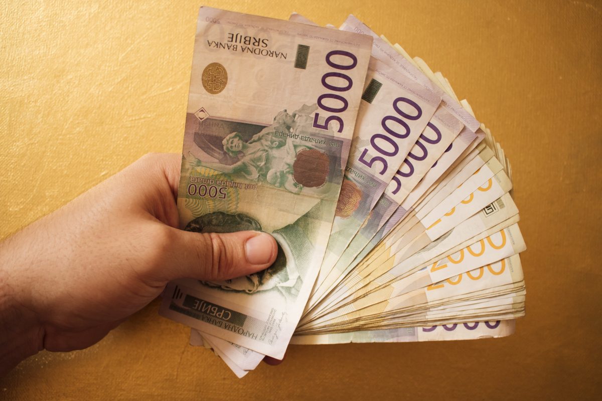 Zaposleni u socijalnoj zaštiti sutra dobijaju 10.000 dinara