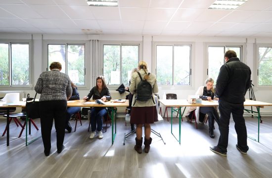 Glasanje francuska, izbori