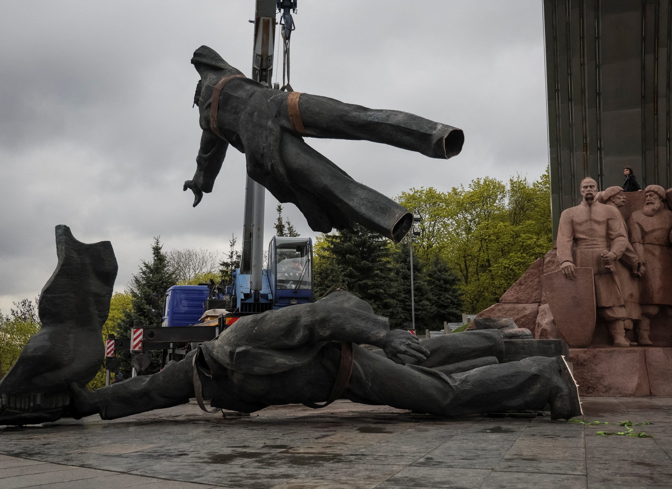 Kijev, Ukrajina, Rusija, spomenik, rušenje spomenika prijateljstva