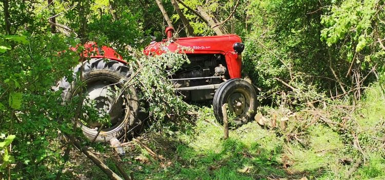 Niš, Gadžin Han, okolina Gadžinog Hana, Danilo P. (17), poginuo u traktorskoj nesreći,