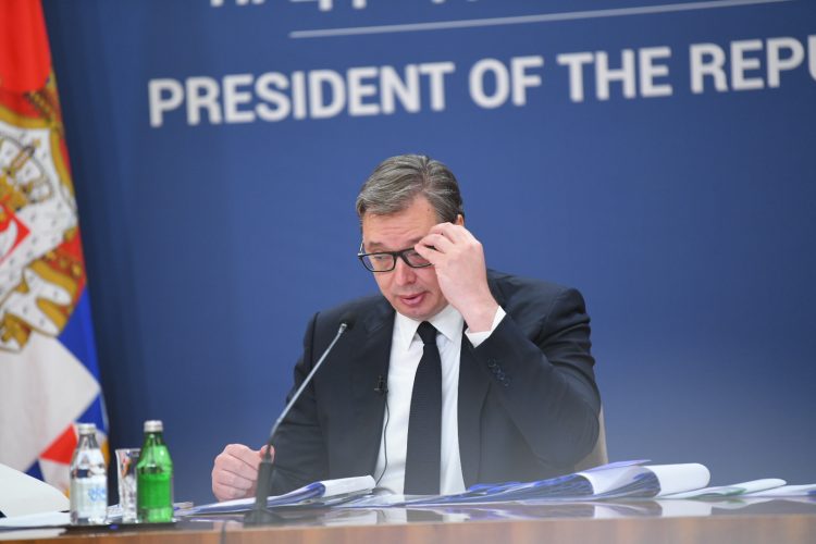 Aleksandar Vucic obracanje naciji u Predsednistvu Srbije