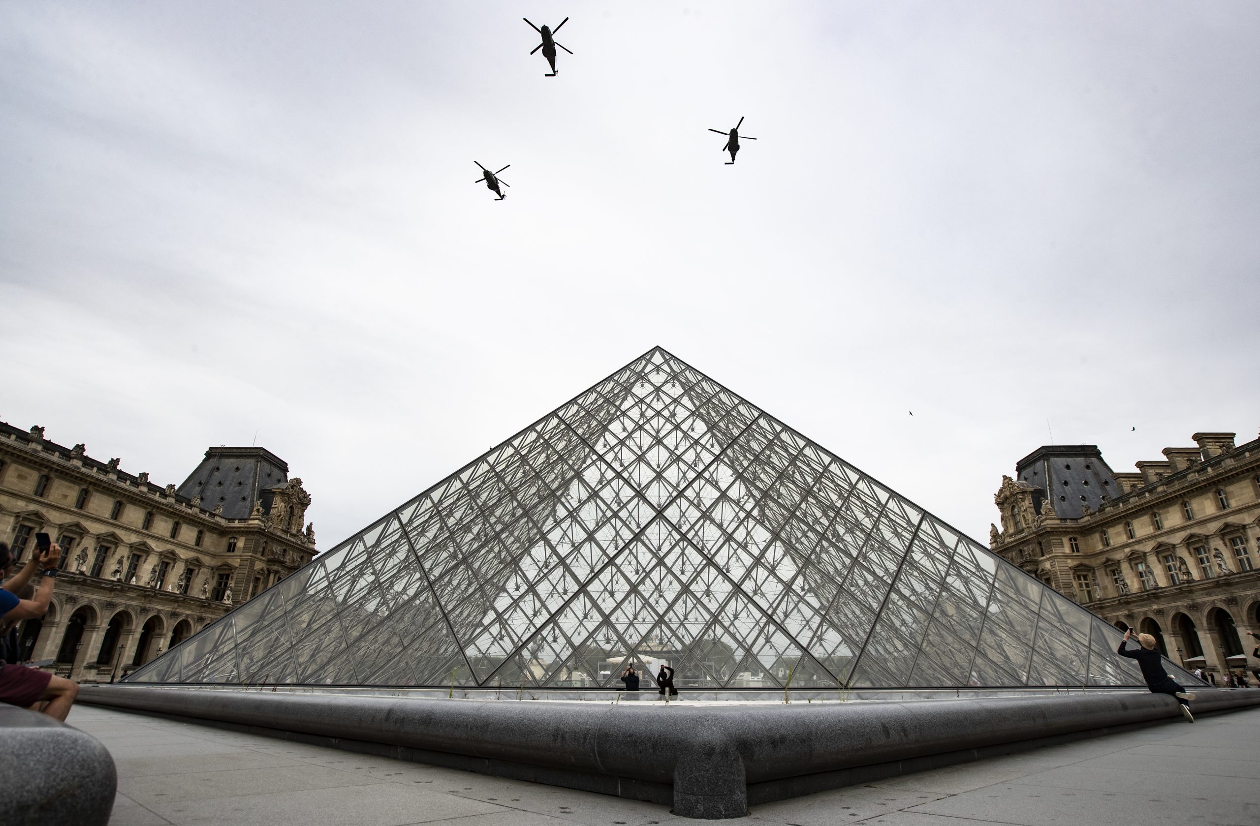 Poznati svetski muzej opet u problemima: U Luvru oštećena dela u Odeljenju egipatskih antikviteta