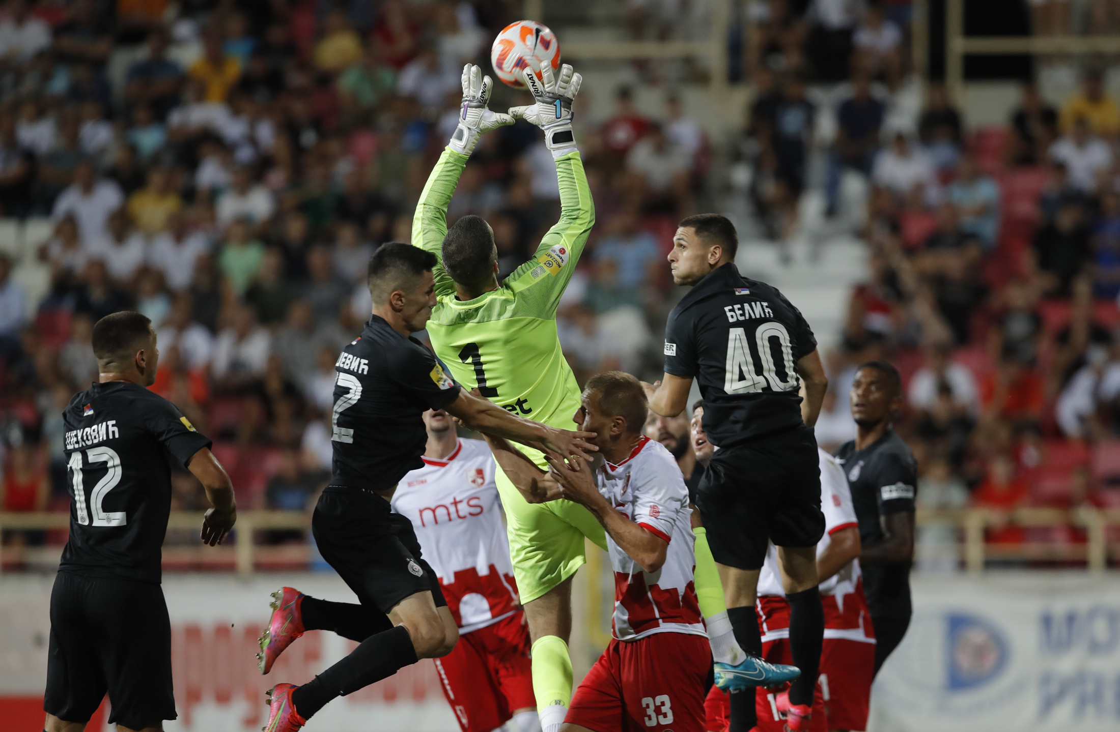 Radnički Niš - Partizan: UPRAVA NAPOLJE! 