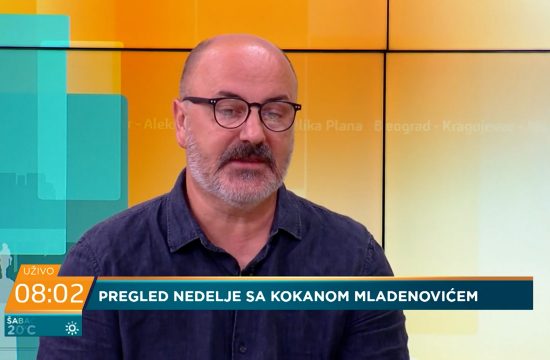 Kokan Mladenović: "Nas tramvaj vozi u pogrešnom smeru, a nema nikoga da izbaci vozača"