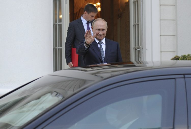 Putin maše u Sočiju