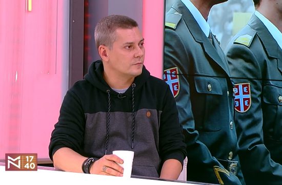 Marko Šelić Marčelo o licemerju sa zabranom šetnje na Evroprajdu, gost, emisija Među nama, Medju nama Nova S