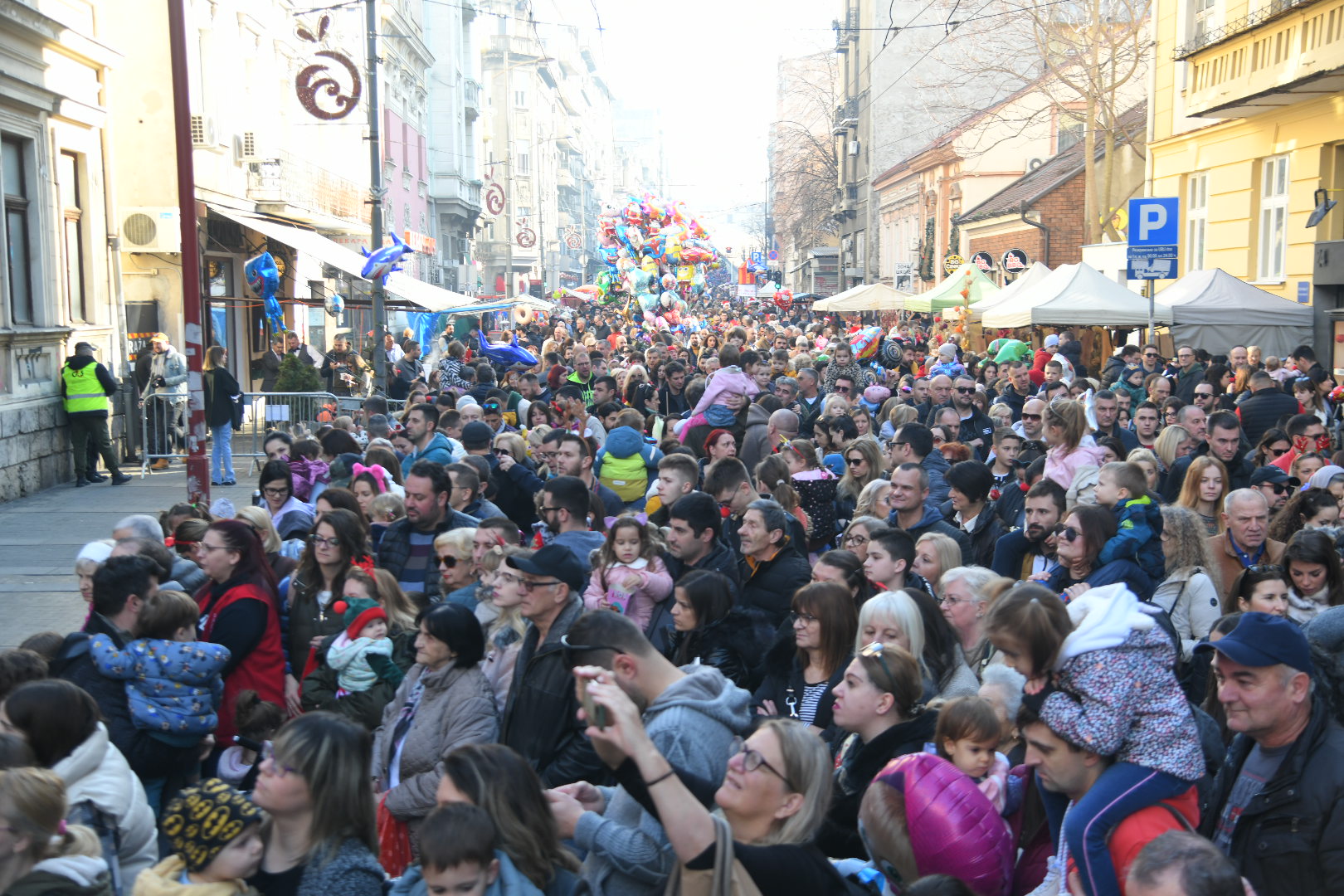 Otvorena Tradicionalna Novogodišnja Manifestacija Ulica Otvorenog Srca