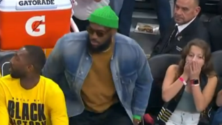 Lebron Džejms