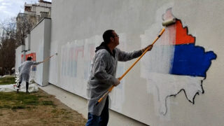 Akcija čišćenja i krečenja murala u parku kod Mitićeve rupe na Slaviji