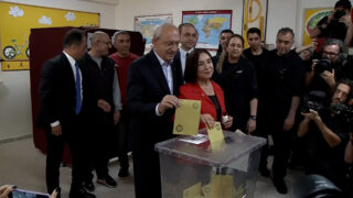Erdogan glasao u Istanbulu, Kiličdaroglu u Ankari