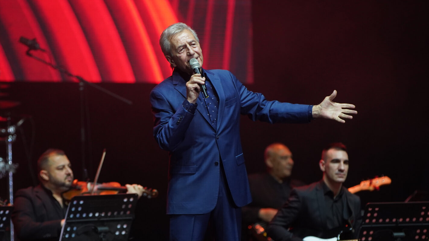 „Njegovo je bilo da uzme torbicu i ode na put, a sve ostalo je na meni“: Žena Miroslava Ilića otkrila detalje njihovog braka