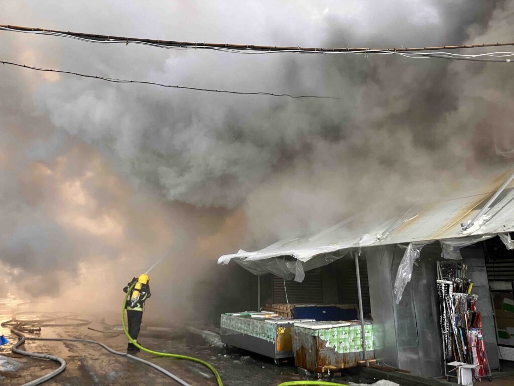 Požar, kineski tržni centar