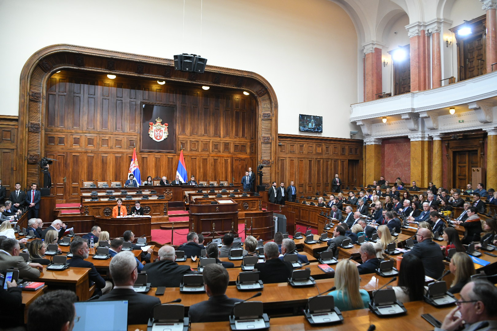 Skupština Usvojila Zakon Kojim Se Omogućava Da Beogradski I Lokalni ...