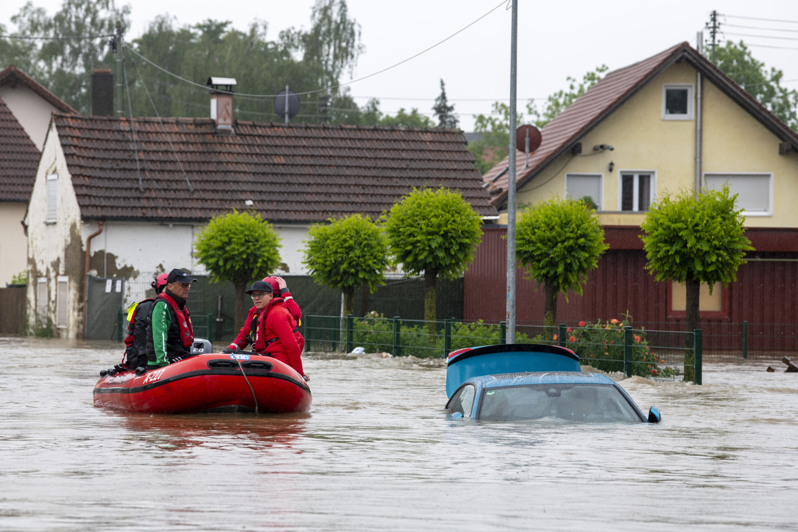 Druga žrtva Kataklizme U Nemačkoj Poplave I Klizišta Parališu Zemlju