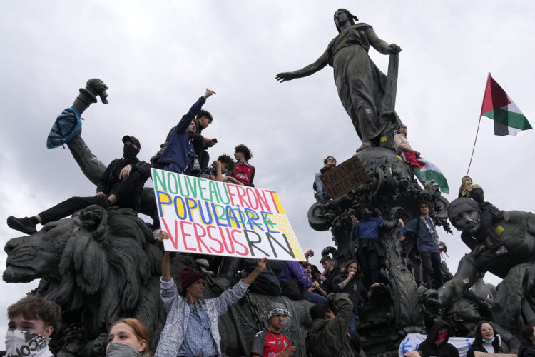 Demonstracija protiv ekstremne desnice širom Francuske Pariz protest