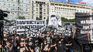 Protest navijača Partizana ispred Terazijske česme, protiv aktuelne, trenutne uprave kluba