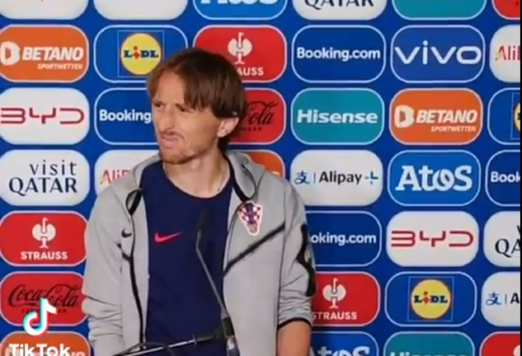 Luka Modrić prekinuo konferenciju