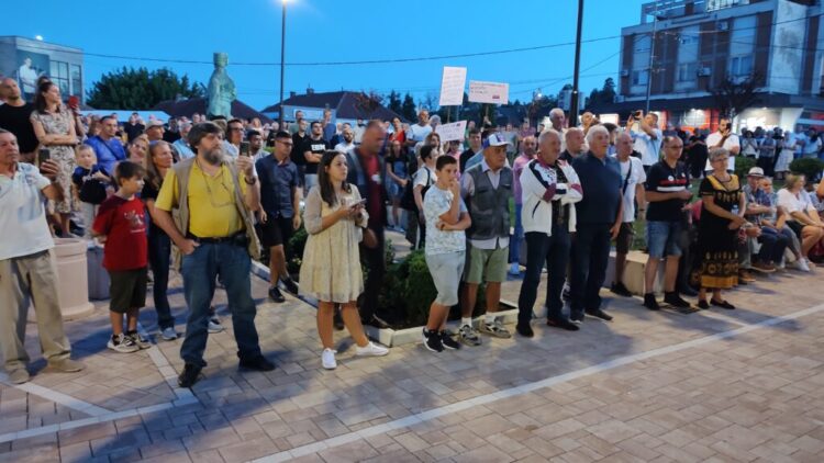 Knić. Protest protiv litijuma, kopanja litijuma,