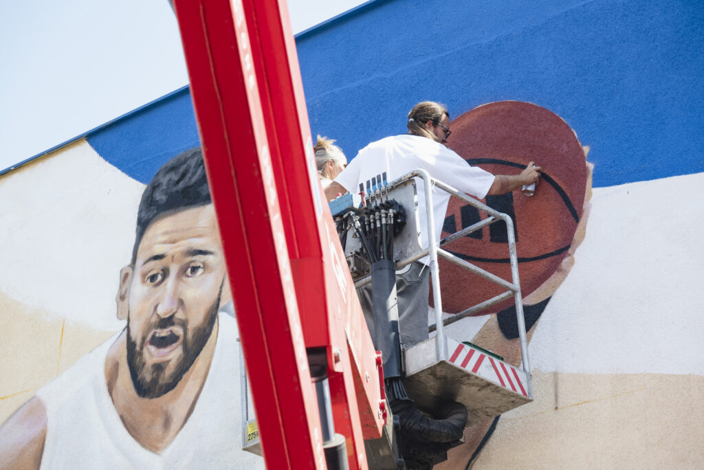 Vasa Micić dobio mural u Beogradu