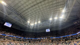 Zatvoren krov "Artur Eš"