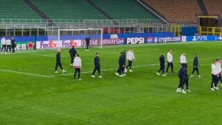 Fudbaleri Zvezde dan pred meč sa Interom na stadionu "Đuzepe Meaca"