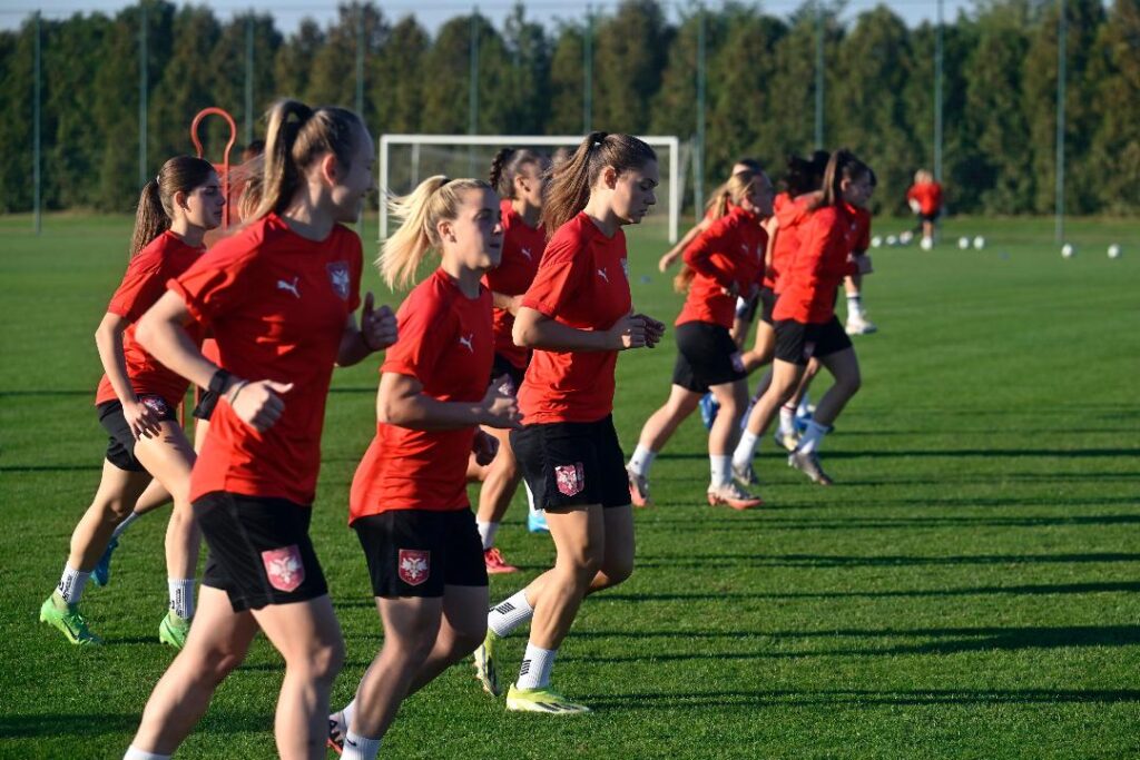 Ženska fudbalska reprezentacija SRbije